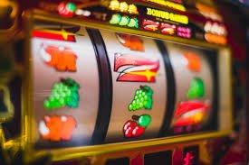 6gpm လောင်းကစား — Slots နှင့် Table Games MMK ဖြင့် ကစားနေပုံ